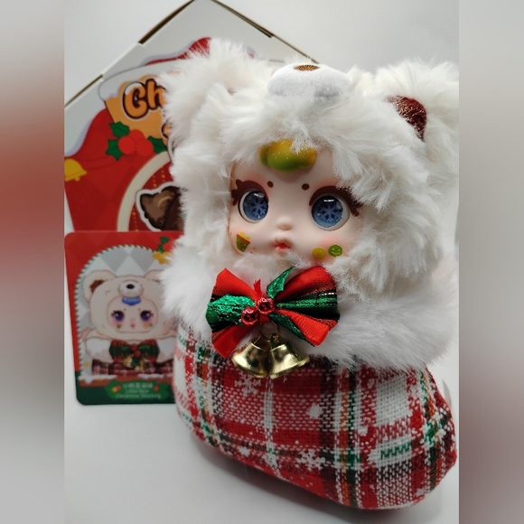 Baby Three Christmas Series 4 Different Eye Options - Picture 2 of 7